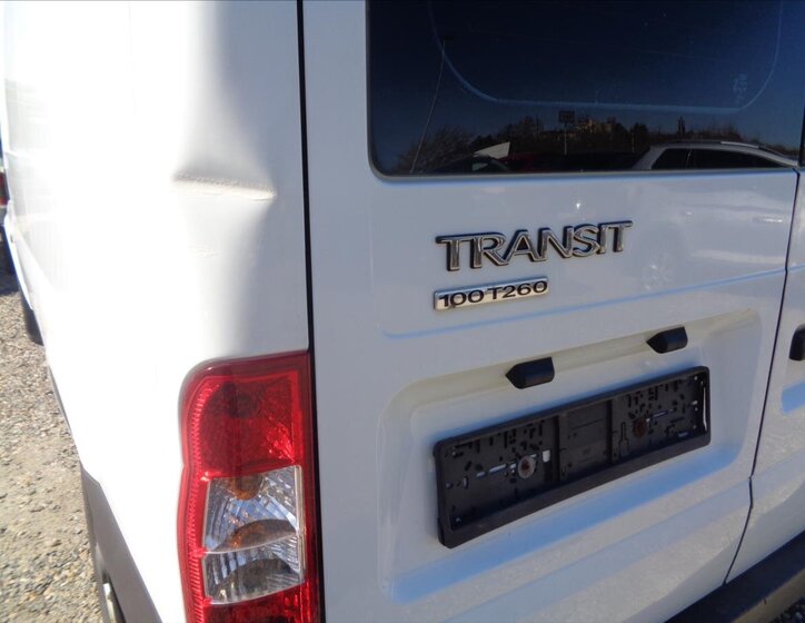 Ford Transit Skříň 2,2 l 74 kw