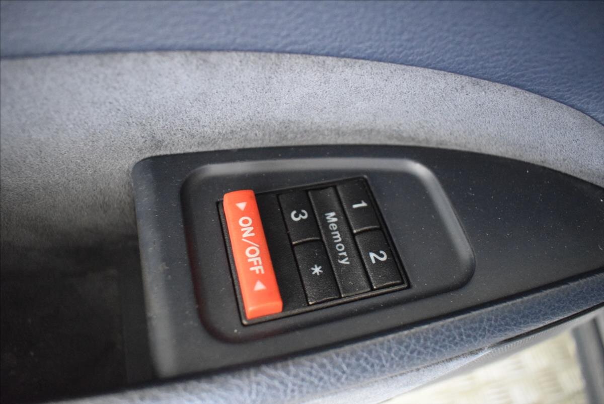 Audi S8 Sedan 4,2 l 265 kw