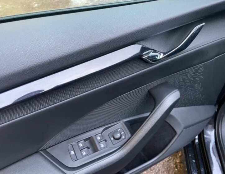 Škoda Octavia Sedan 999,0 81 kw