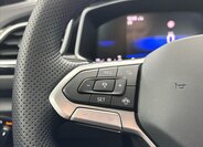 Volkswagen T-Roc SUV / Terénní 1,5 l 110 kw