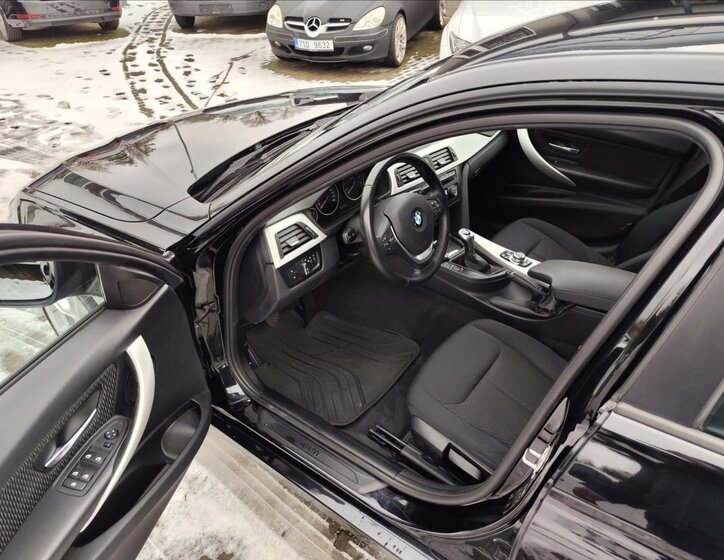 BMW Řada 3 Kombi 2,0 l 180 kw