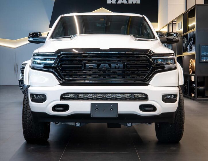 Dodge RAM 7