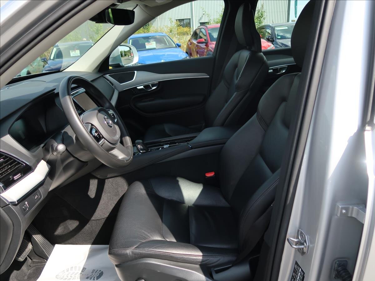 Volvo XC90 SUV / Terénní 2,0 l 173 kw