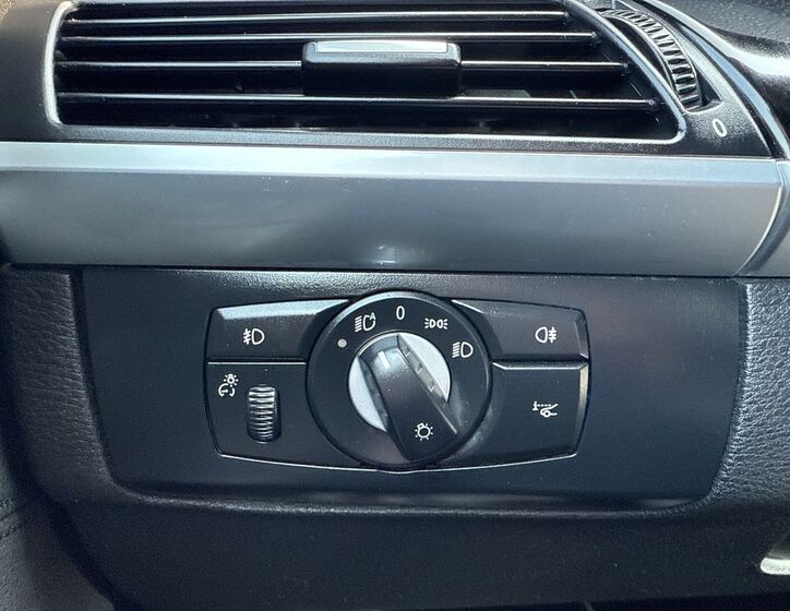 BMW X5 SUV 3,0 l 180 kw