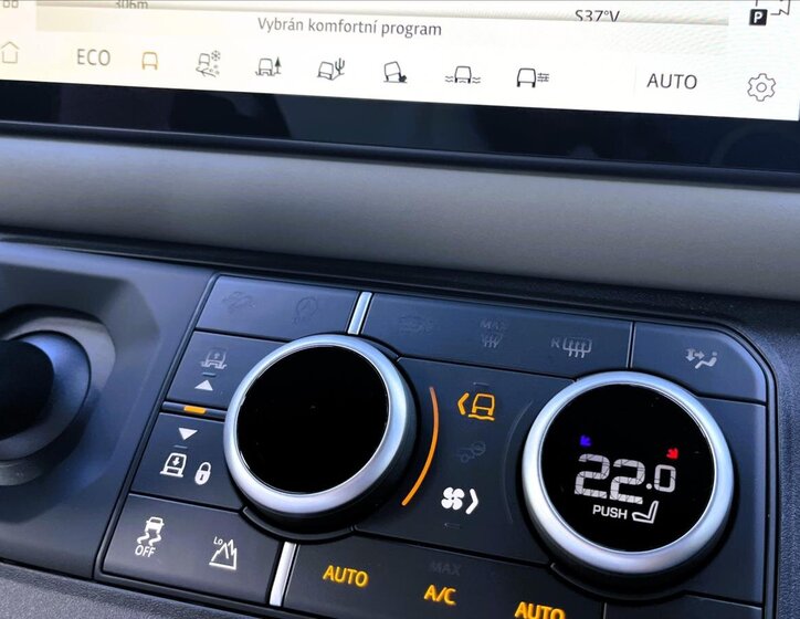 Land Rover Defender SUV 3,0 l 147 kw