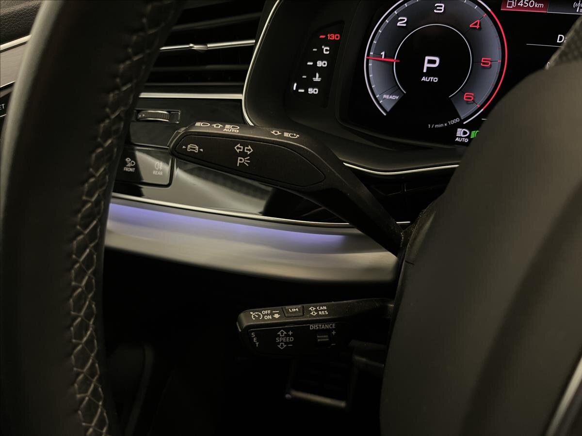 Audi Q8 SUV 3,0 l 210 kw