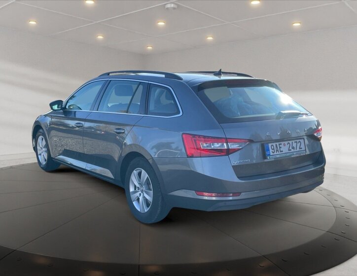 Škoda Superb 4