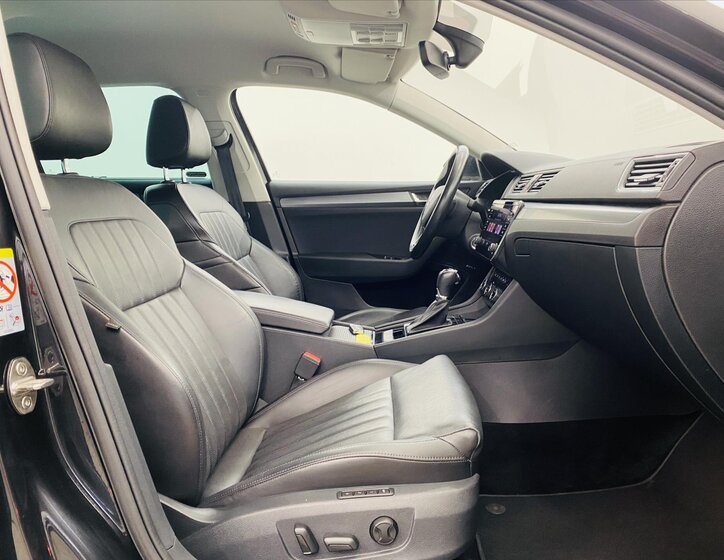 Škoda Superb Kombi 2,0 l 140 kw