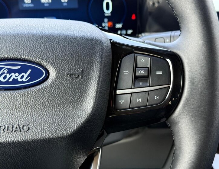 Ford Tourneo Custom 28