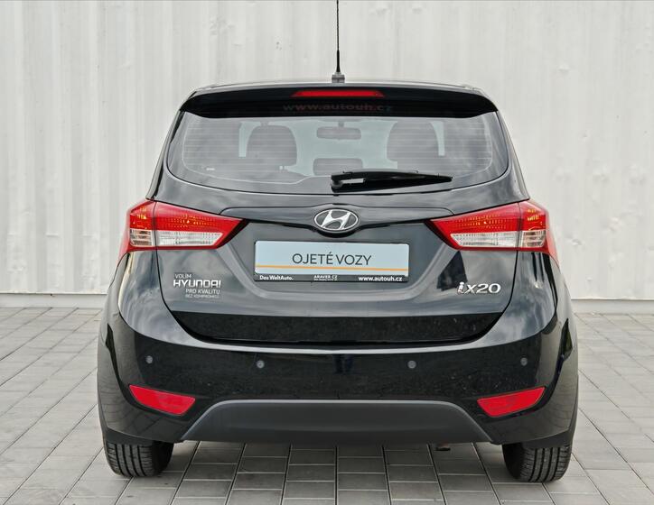 Hyundai ix20 12