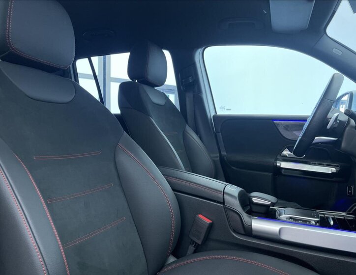 Mercedes-Benz GLB SUV 1,3 l 120 kw