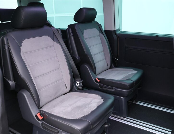 Volkswagen Multivan Kombi 2,0 l 146 kw