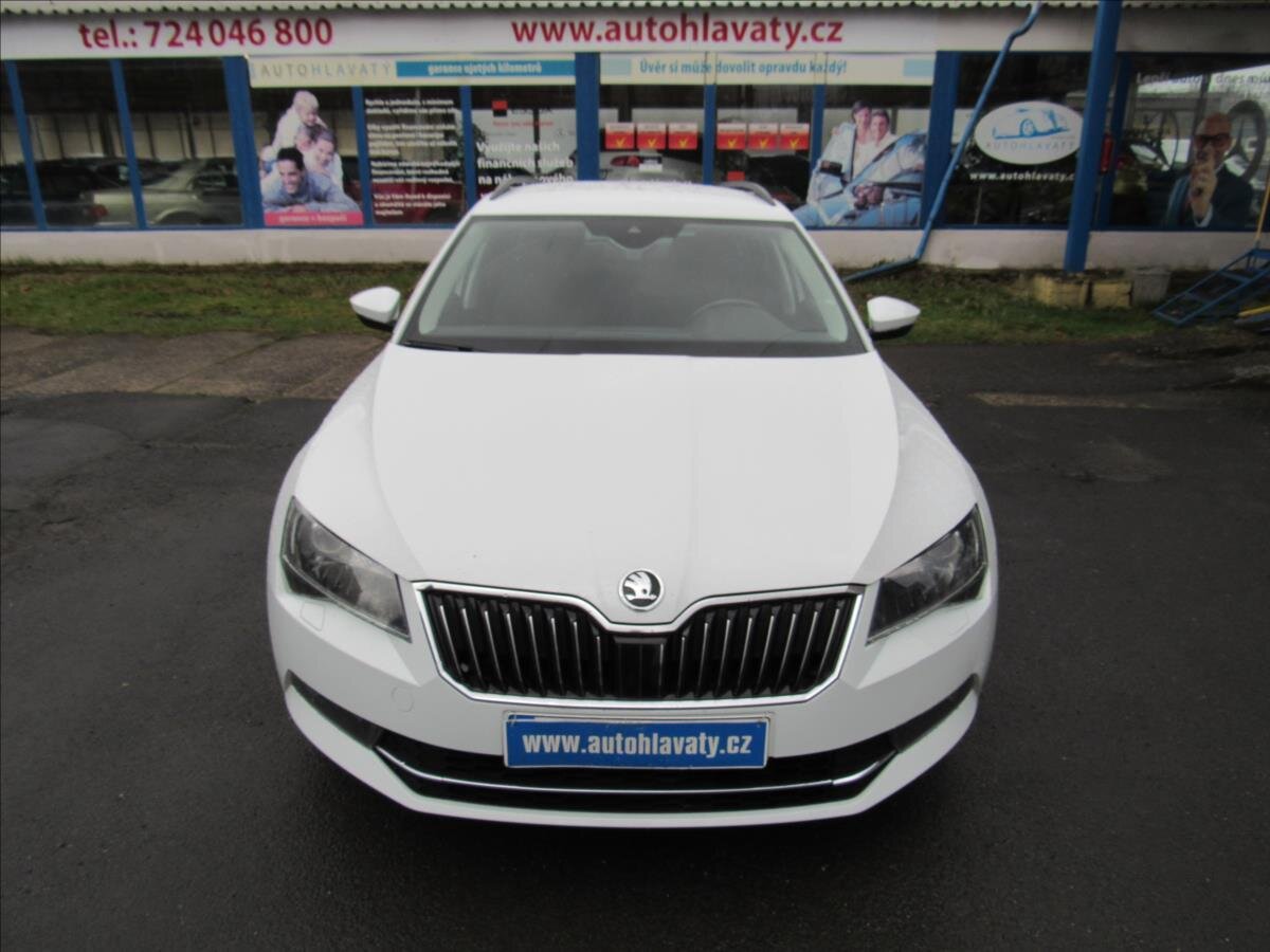 Škoda Superb