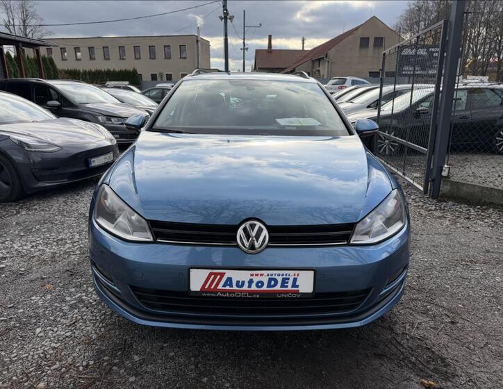 Volkswagen Golf 9
