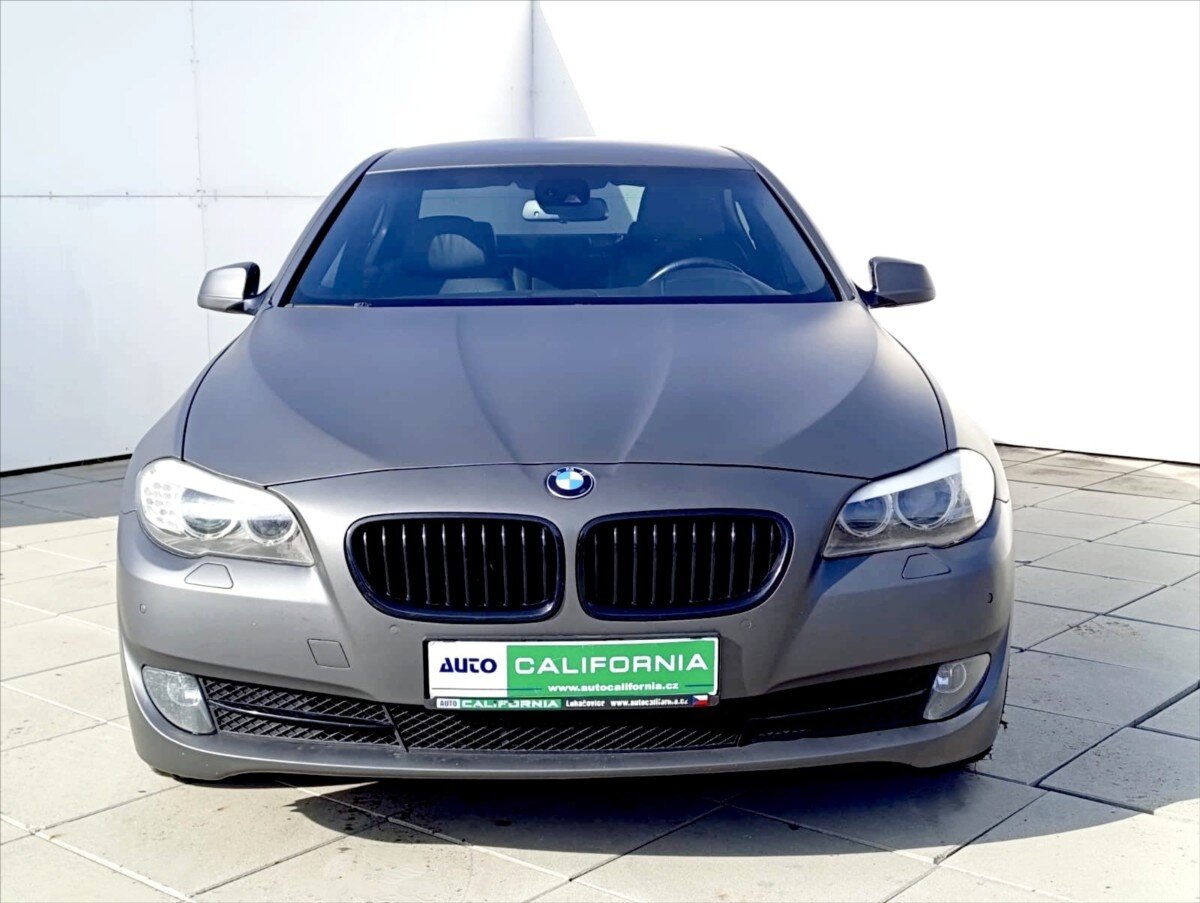 BMW Řada 5 Sedan 3,0 l 180 kw