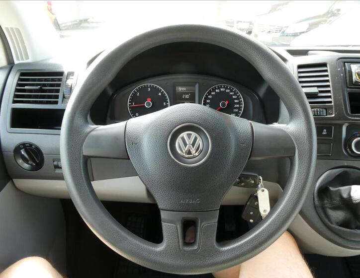 Volkswagen Transporter 23