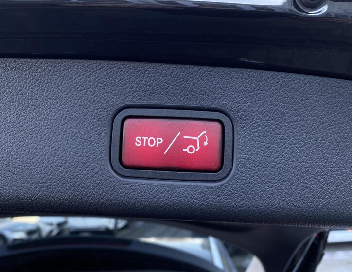 Mercedes-Benz GLC SUV 2,0 l 145 kw