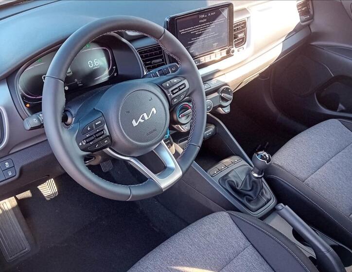 KIA Stonic 8