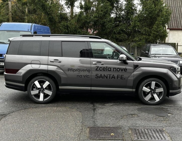 Hyundai Santa Fe Kombi 1,6 l 117 kw