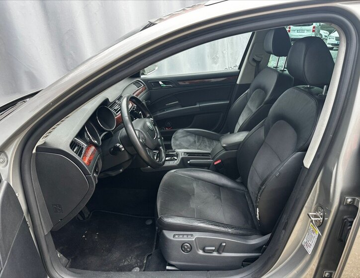 Škoda Superb Kombi 3,6 l 191 kw