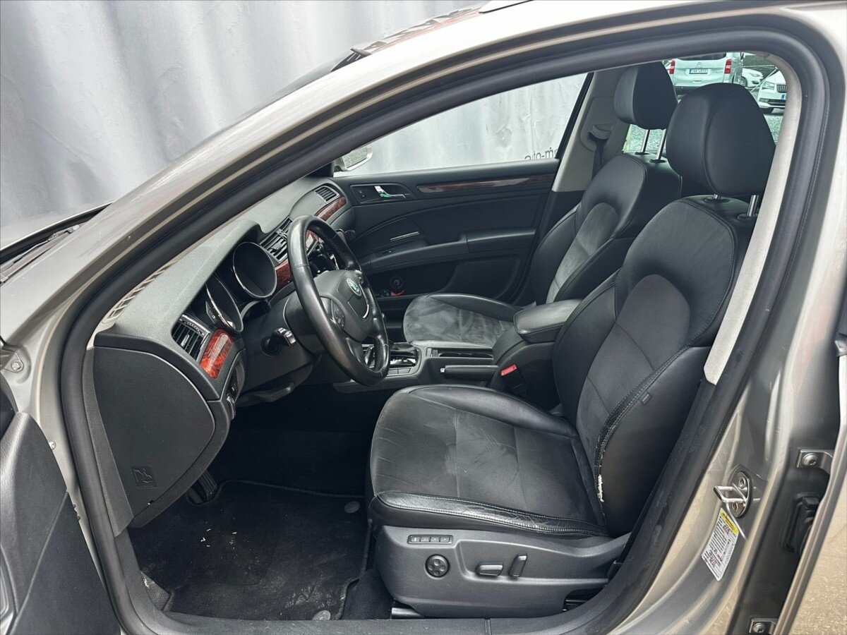 Škoda Superb Kombi 3,6 l 191 kw