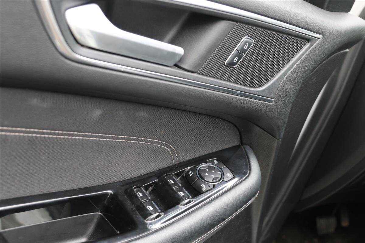 Ford Edge Kombi 2,0 l 154 kw