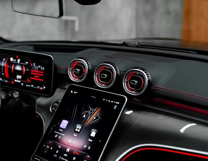 Mercedes-Benz Ostatní Kupé 0,0 330 kw