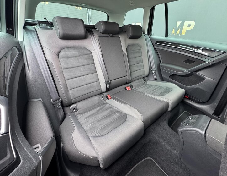 Volkswagen Golf Kombi 2,0 l 110 kw