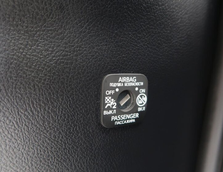 Toyota Corolla Sedan 1,6 l 97 kw