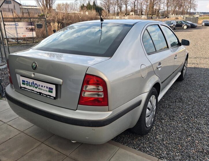 Škoda Octavia Sedan / Limuzína 2,0 l 85 kw