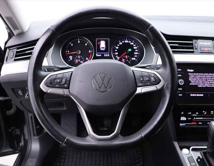 Volkswagen Passat Kombi 2,0 l 140 kw