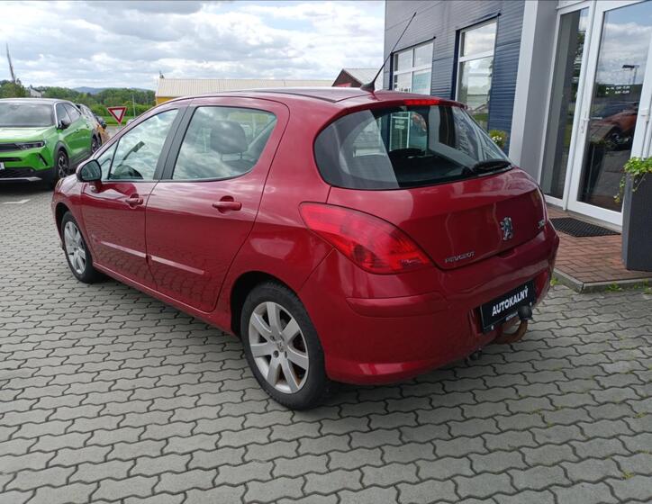 Peugeot 308 10
