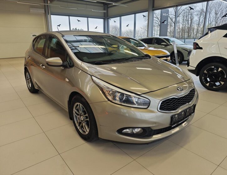 KIA Ceed Hatchback 1,4 l 73 kw