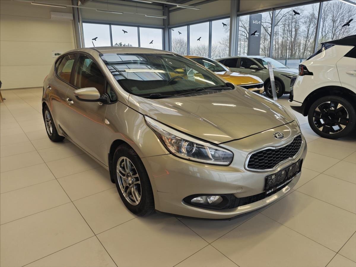 KIA Ceed Hatchback 1,4 l 73 kw