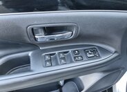 Mitsubishi Outlander SUV / Terénní 2,0 l 110 kw