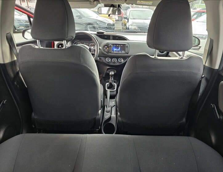 Toyota Yaris 29