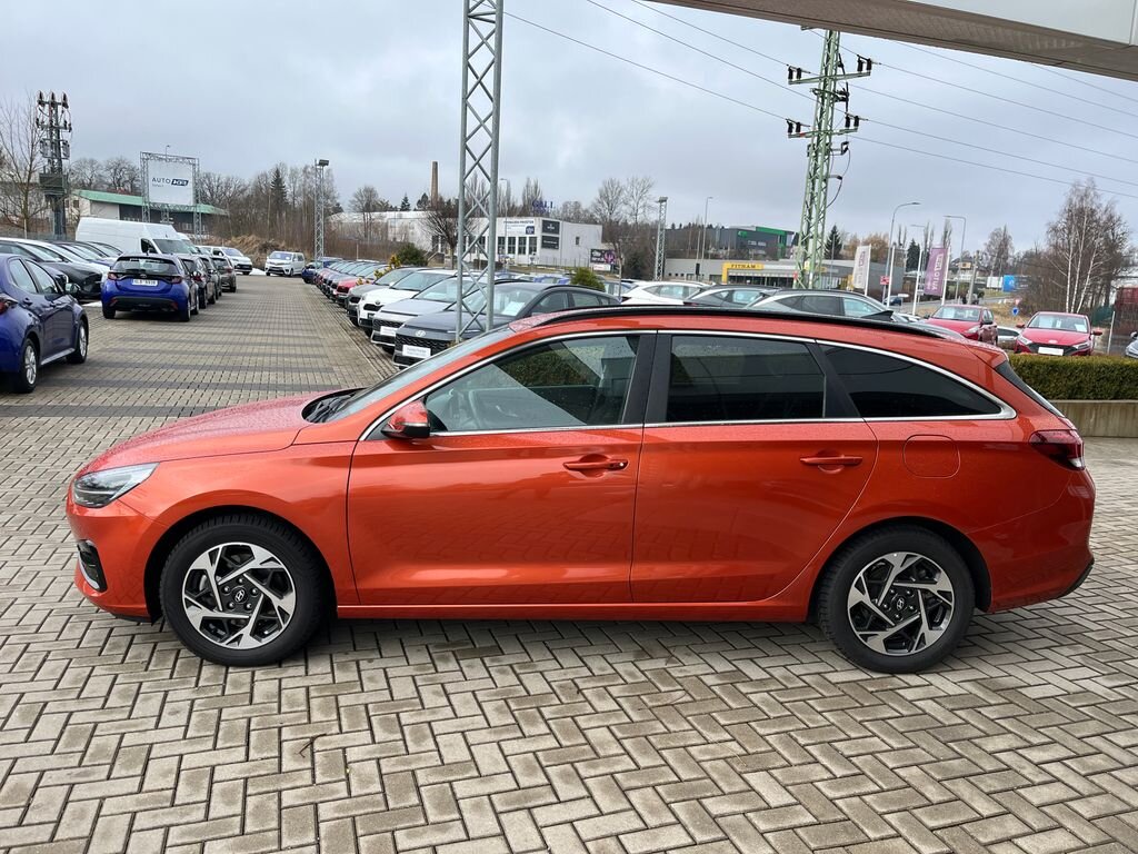 Hyundai i30 Kombi 998,0 73 kw