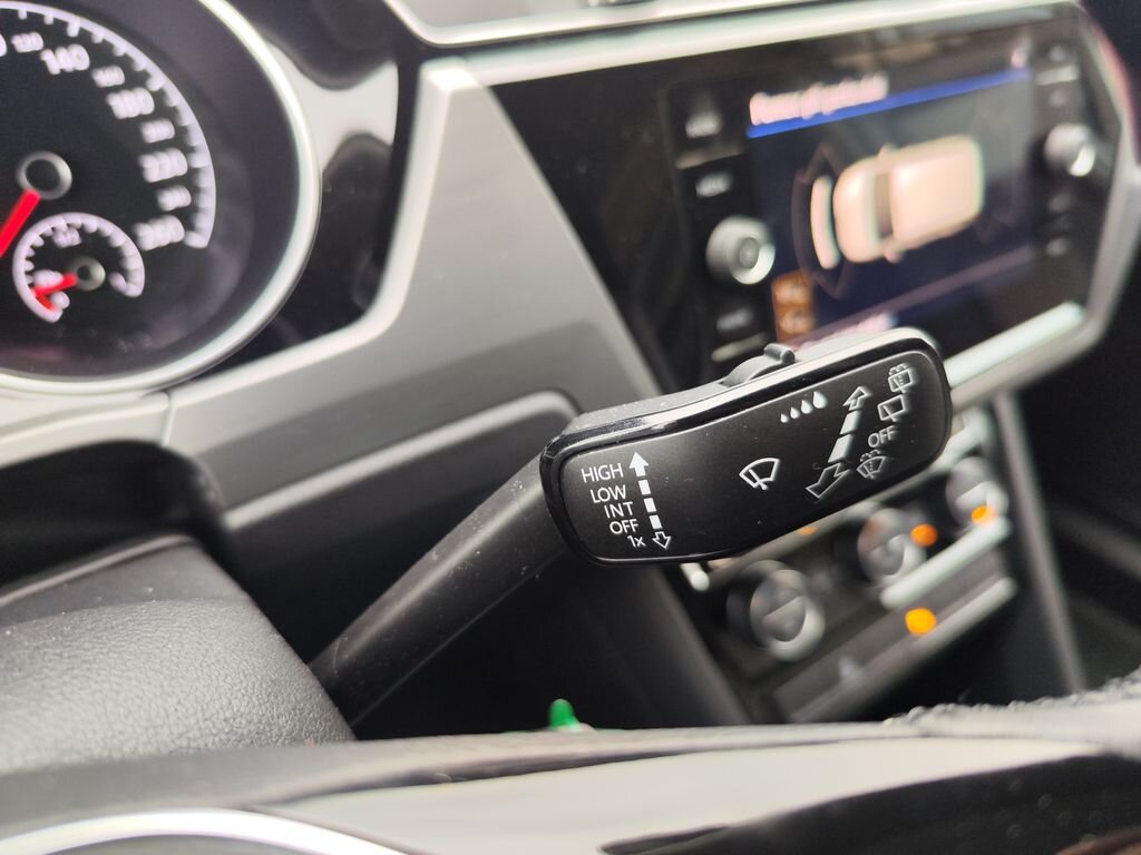 Volkswagen Touran MPV 1,5 l 110 kw