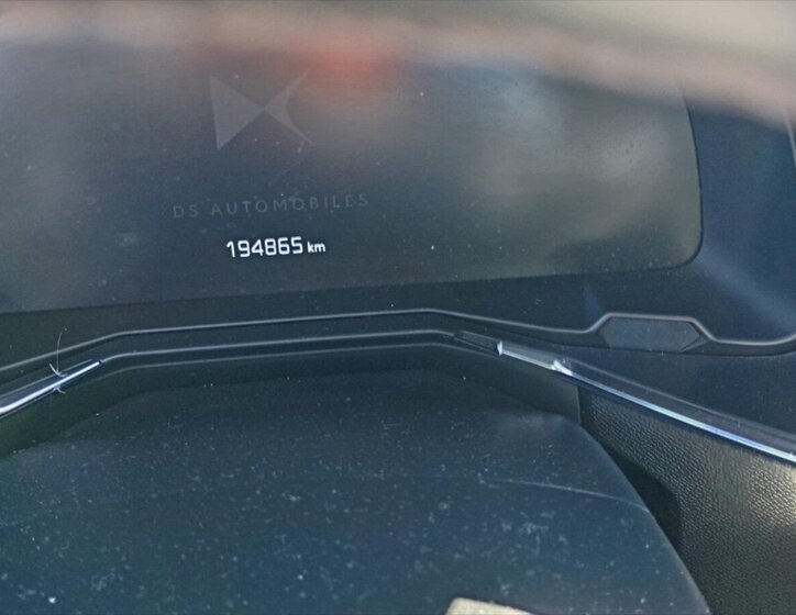 DS Automobiles DS7 Crossback Kombi 2,0 l 130 kw
