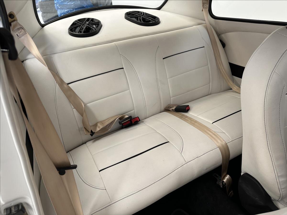 Volkswagen Beetle Kupé 1,3 l 32 kw