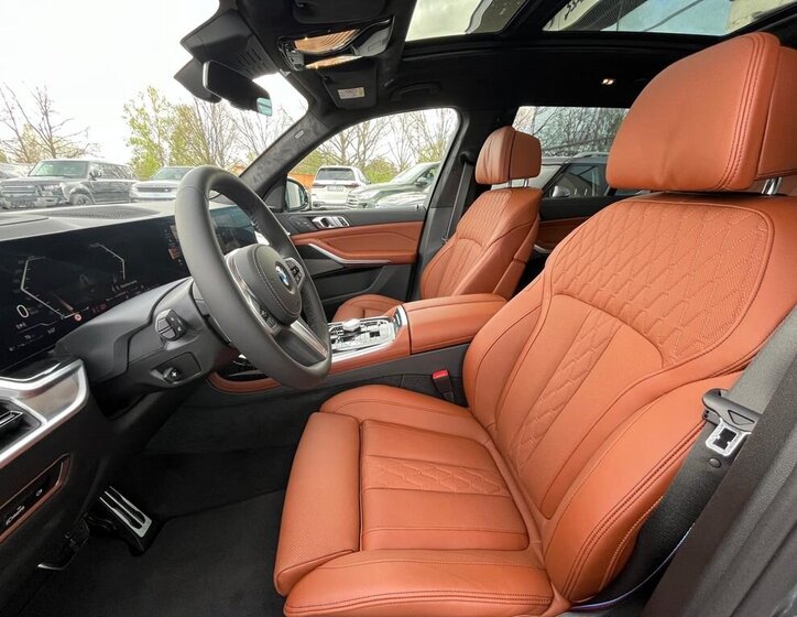 BMW X7 SUV / Terénní 3,0 l 250 kw