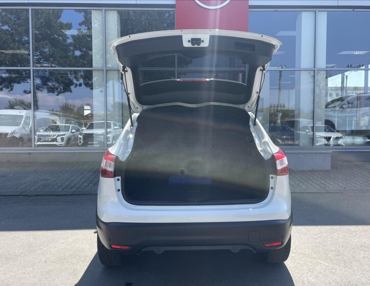 Nissan Qashqai SUV / Terénní 1,2 l 85 kw