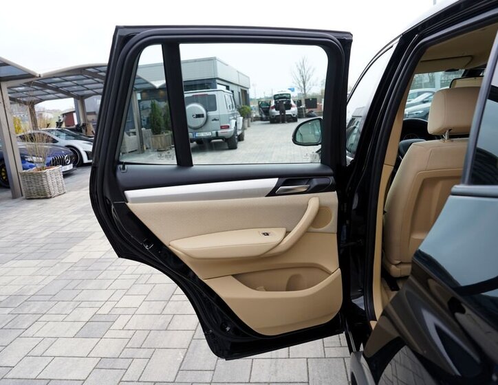 BMW X3 SUV / Terénní 2,0 l 110 kw