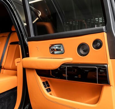 Rolls-Royce Cullinan 11