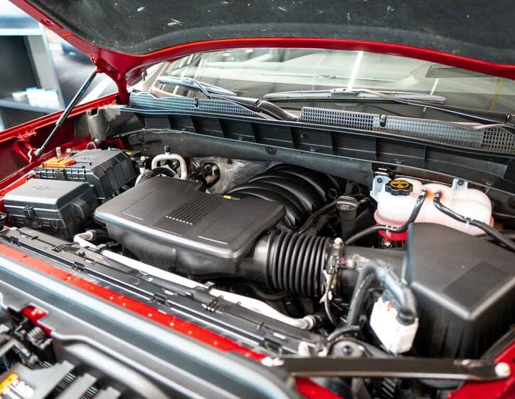 GMC Sierra Pick-up 6,2 l 313 kw