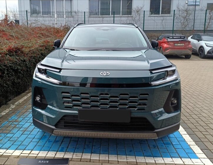 Toyota RAV4 SUV 2,5 l 135 kw