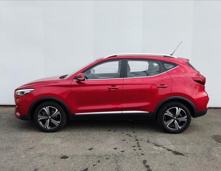 MG ZS SUV / Terénní 1,5 l 78 kw