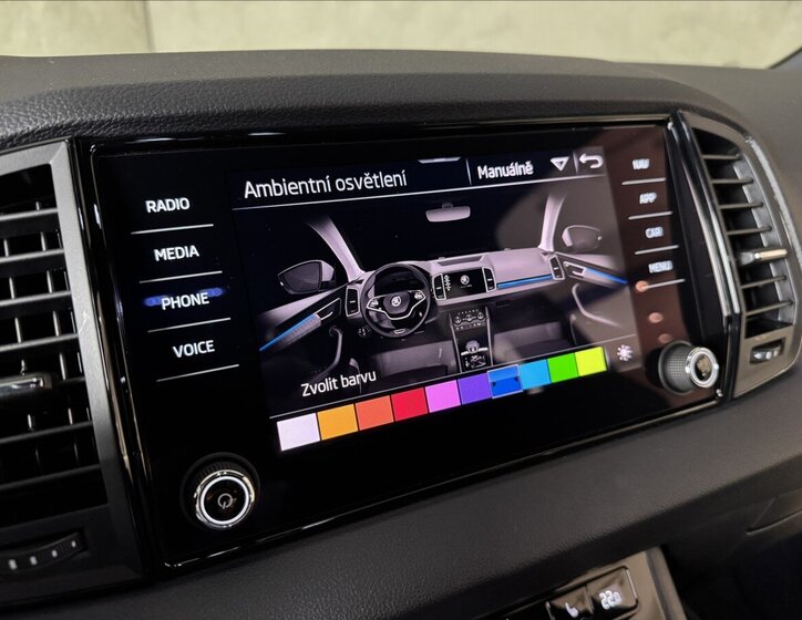 Škoda Karoq SUV 1,5 l 110 kw