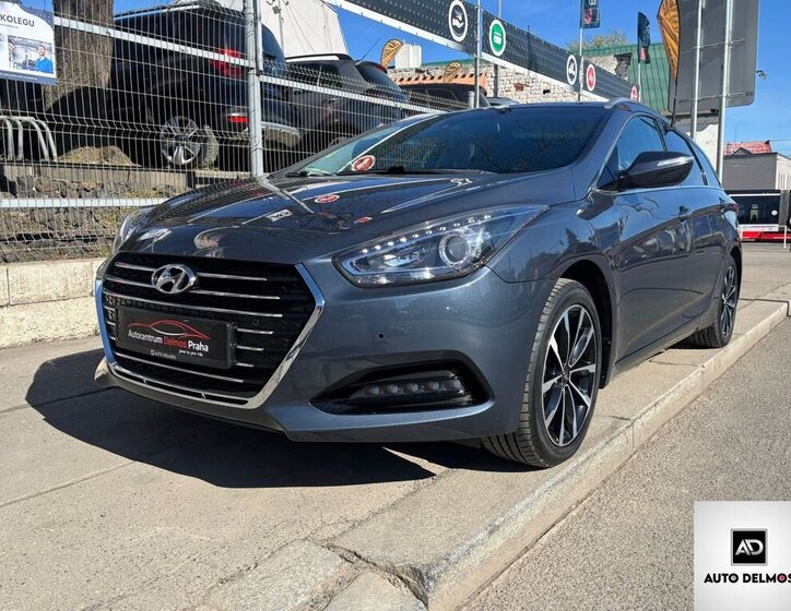 Hyundai i40 Kombi 2,0 l 121 kw