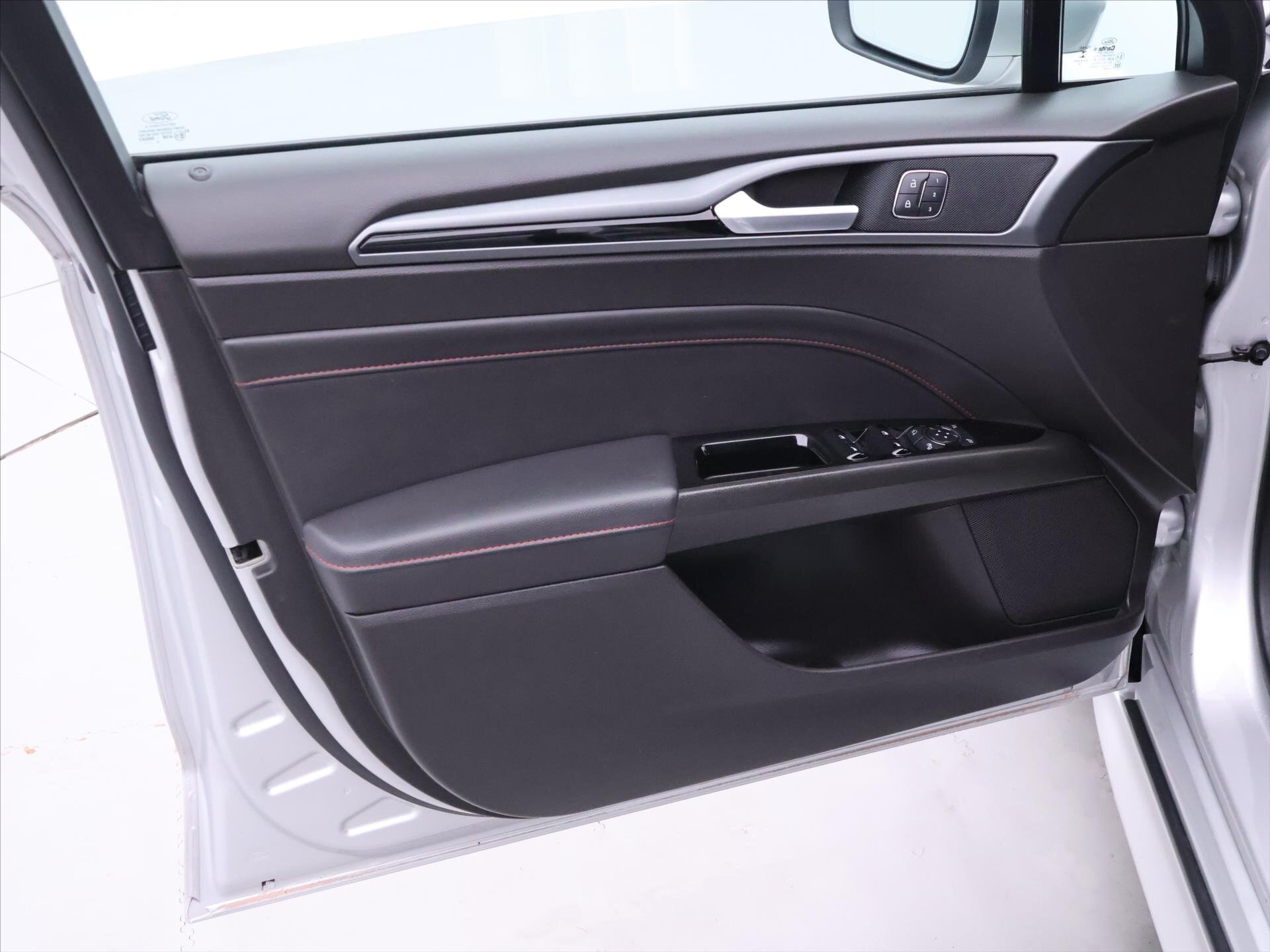 Ford Mondeo Kombi 2,0 l 132 kw